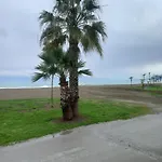 Kia Con Piscina * Малага