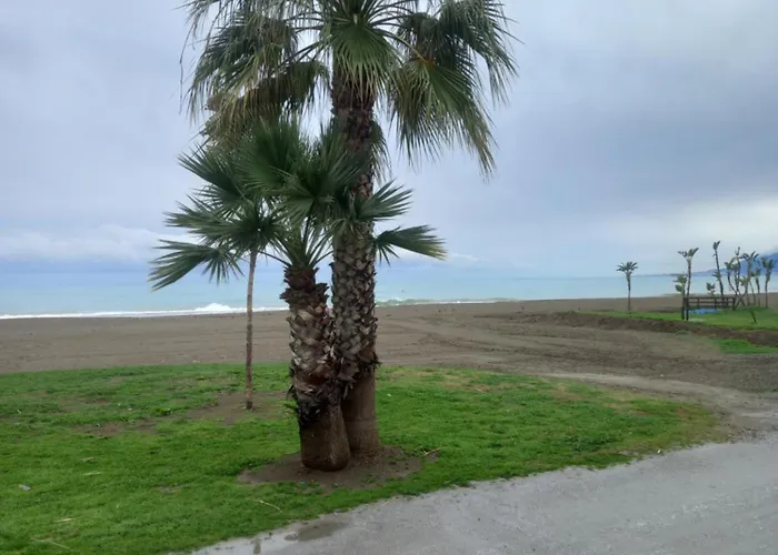 Kia Con Piscina * Málaga