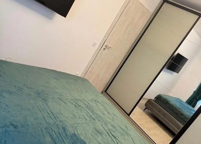 Kia Con Piscina Feriehus Málaga
